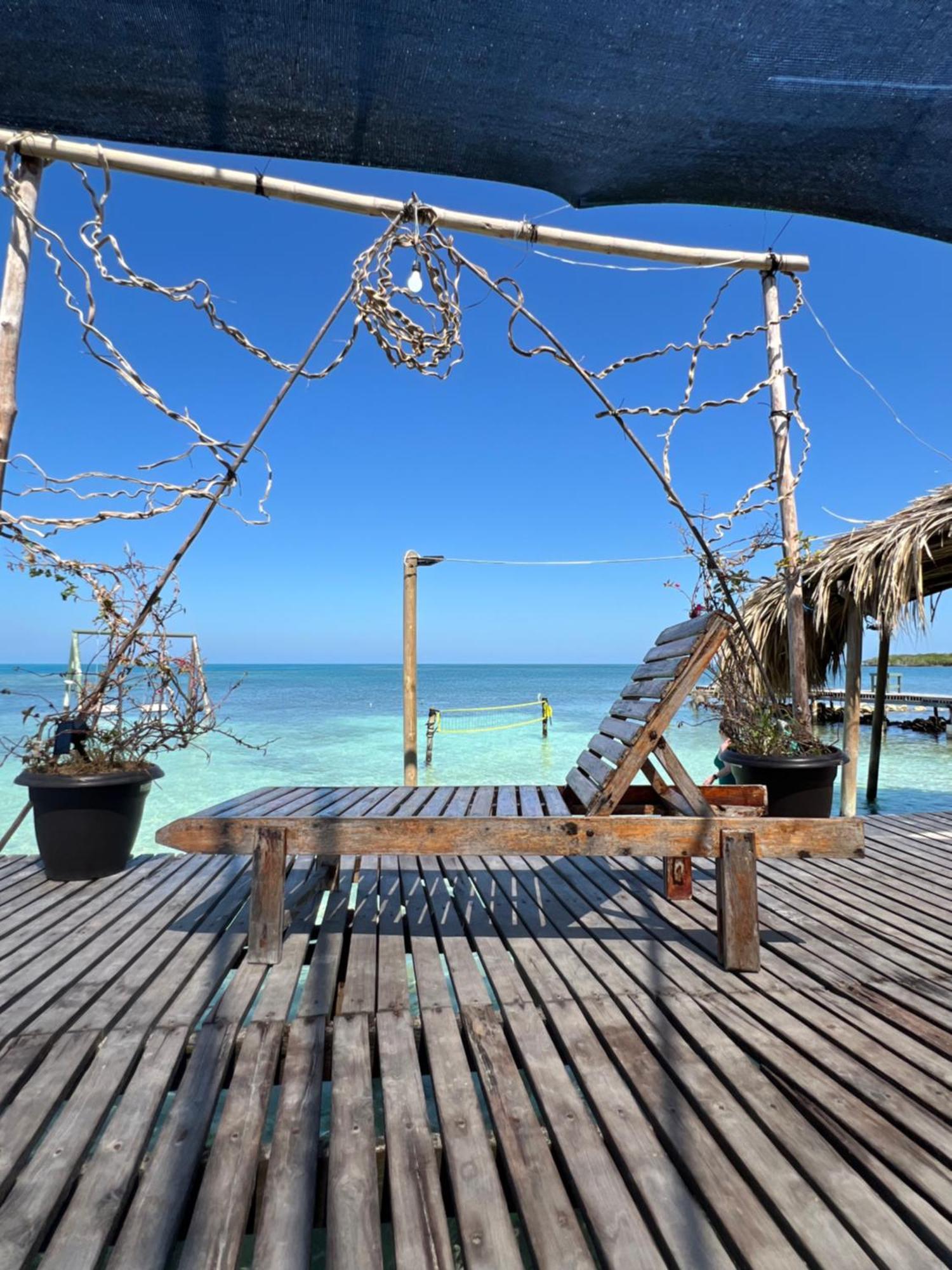 Отель El Arca Tintipan Island Экстерьер фото