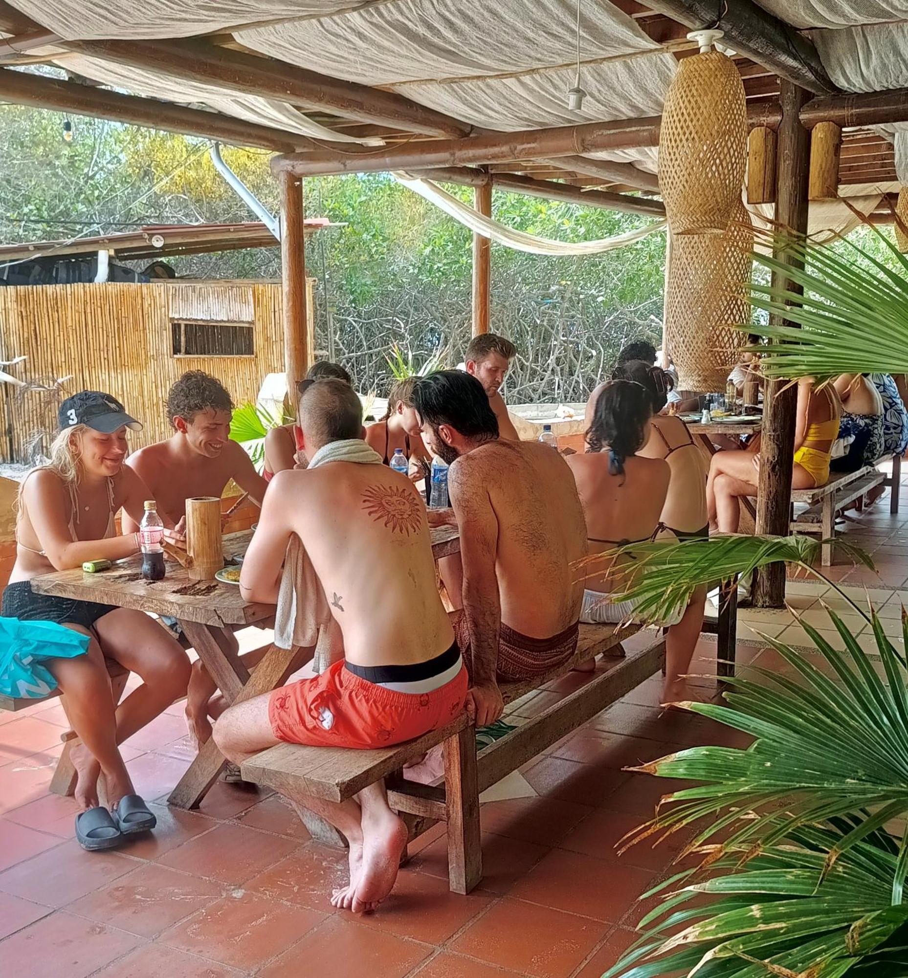 Отель El Arca Tintipan Island Экстерьер фото